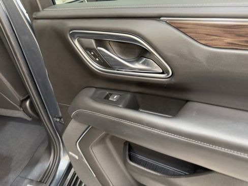 Used 2021 Chevrolet Tahoe LT image 28