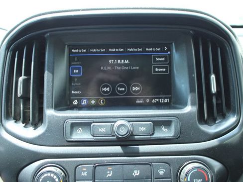 Used 2019 Chevrolet Colorado W/T w/ WT Convenience Package AWD/4WD image 17