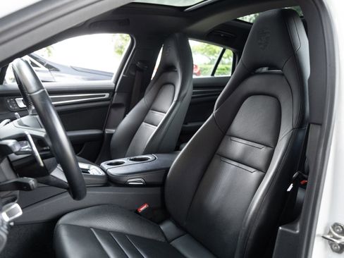 Certified 2023 Porsche Panamera 4 Platinum Edition AWD/4WD image 5