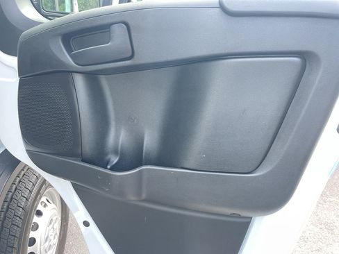 Used 2026 RAM ProMaster 2500 w/ Convenience Group FWD image 2