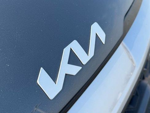 Used 2023 Kia Sportage LX image 23