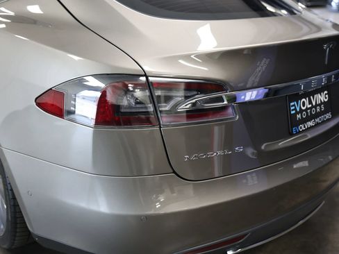 Used 2015 Tesla Model S P85D AWD/4WD image 18