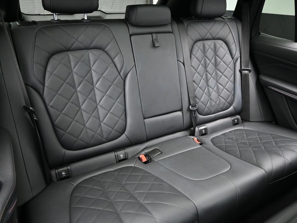 Used 2023 BMW X5 sDrive40i RWD image 26