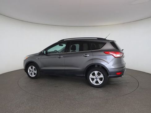 Used 2014 Ford Escape SE w/ Equipment Group 201A FWD image 9