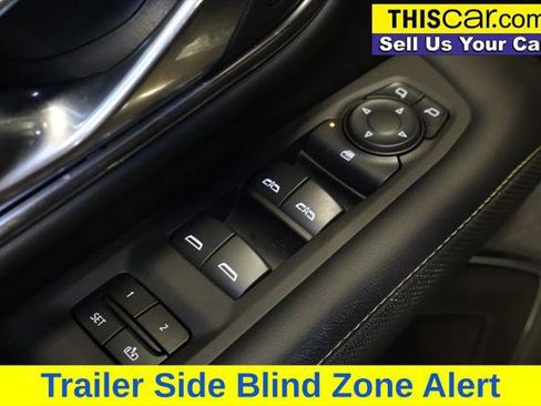 Used 2023 GMC Yukon XL SLT w/ Max Trailering Package image 28