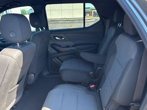 Used 2023 Chevrolet Traverse LT w/ Midnight/Sport Edition AWD/4WD image 39