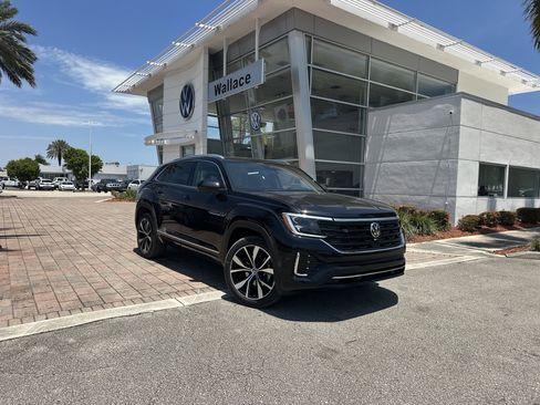 New 2026 Volkswagen Atlas Cross Sport SEL Premium R-Line AWD/4WD image 1