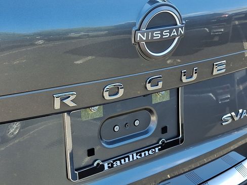 Used 2023 Nissan Rogue SV w/ SV Premium B Package AWD/4WD image 33
