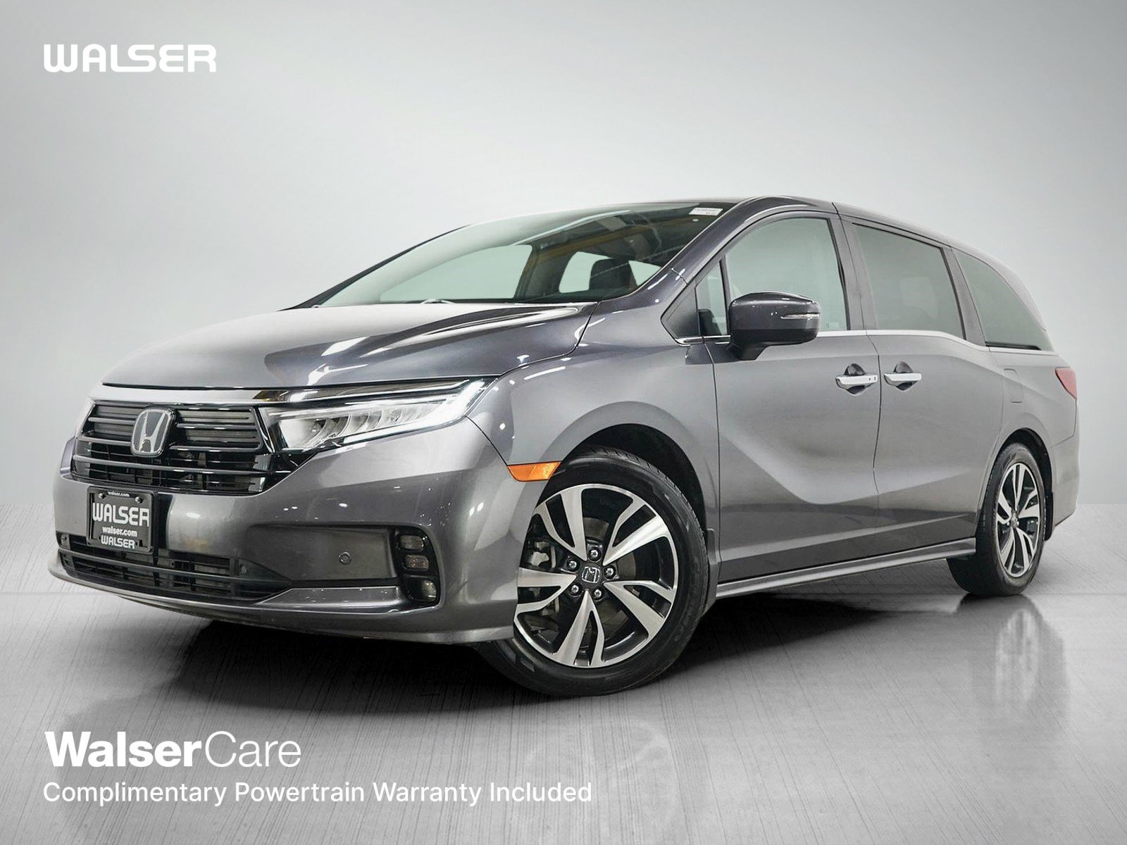 Used 2024 Honda Odyssey Touring image 1