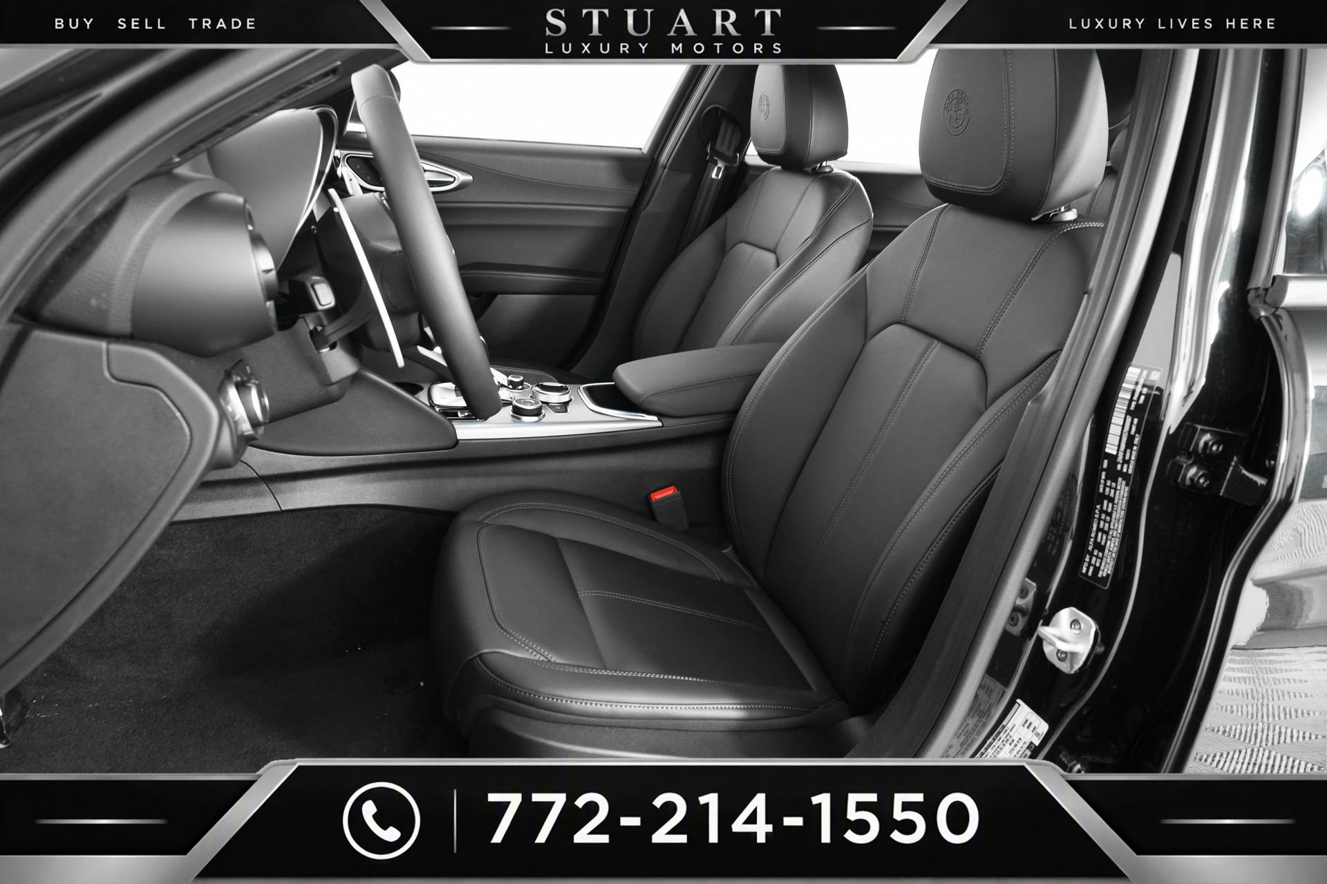 Used 2025 Alfa Romeo Giulia w/ Driving Assist Package RWD image 18