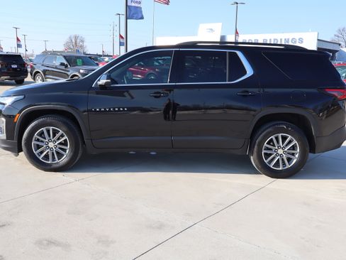 Used 2023 Chevrolet Traverse LT image 9