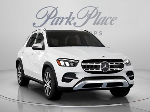 Used 2024 Mercedes-Benz GLE 350 4MATIC image 32