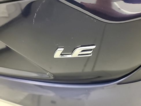 Used 2025 Toyota Corolla LE FWD image 13