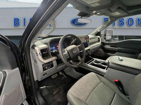 Certified 2024 Ford F350 XLT w/ Black Appearance Package image 17