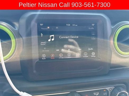Used 2019 Jeep Wrangler Sport AWD/4WD image 14
