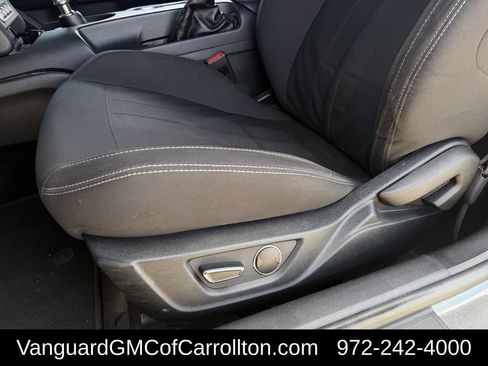 Used 2018 Ford Mustang GT RWD image 24