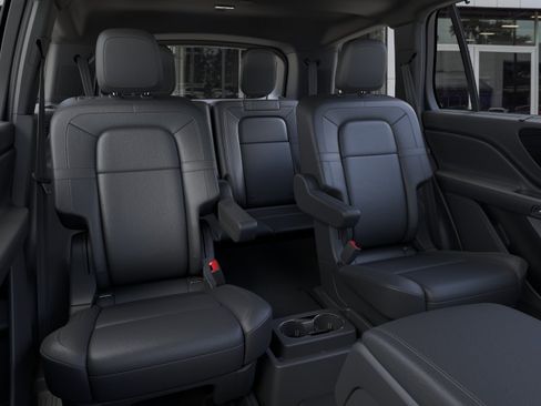 New 2025 Lincoln Aviator Reserve w/ Equipment Group 201A AWD/4WD image 11
