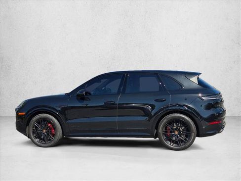 Used 2025 Porsche Cayenne GTS AWD/4WD image 8