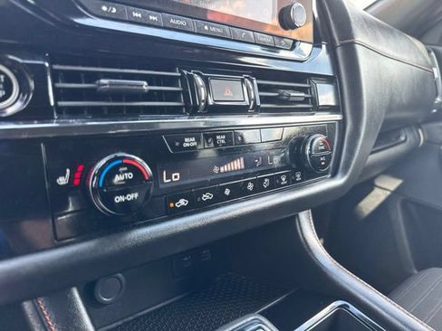 Used 2023 Nissan Pathfinder Rock Creek AWD/4WD image 3