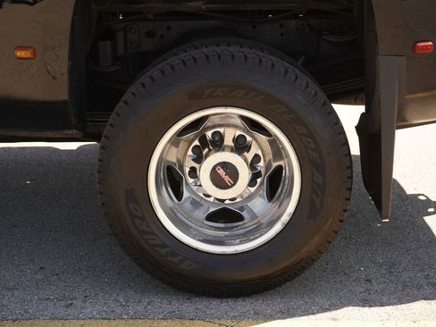Used 2014 GMC Sierra 3500 Denali w/ Snow Plow Prep Package AWD/4WD image 11
