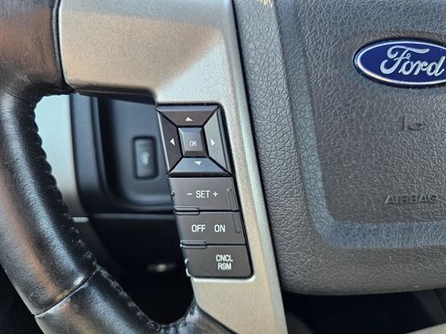 Used 2017 Ford Expedition Limited w/ Equipment Group 301A RWD image 53