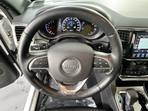 Used 2022 Jeep Grand Cherokee Limited AWD/4WD image 10
