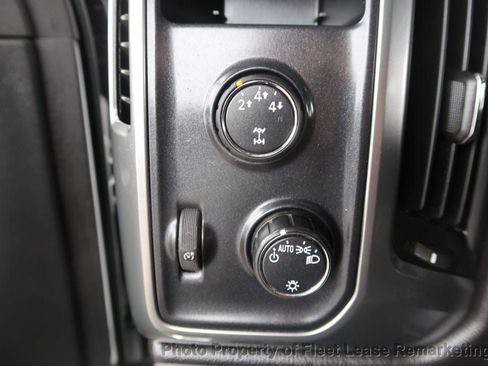 Used 2015 Chevrolet Silverado 2500 LT image 34