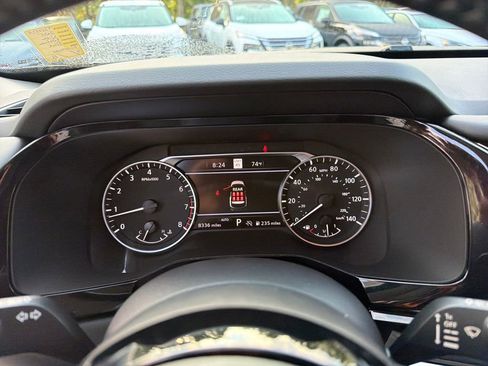 Certified 2025 Nissan Pathfinder SL AWD/4WD image 24