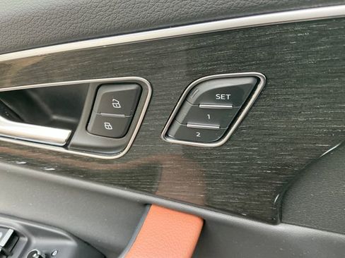 Used 2022 Audi Q7 3.0T Premium Plus w/ Premium Plus Package image 14