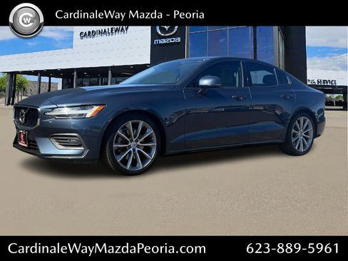 Used 2019 Volvo S60 T5 Momentum w/ Premium Package image 1