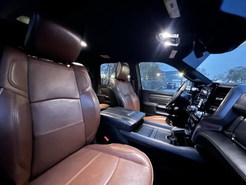 Used 2019 RAM 2500 Limited image 15