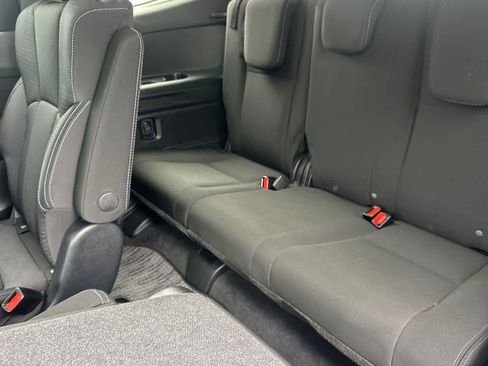 Certified 2024 Subaru Ascent Premium w/ Convenience Package image 16