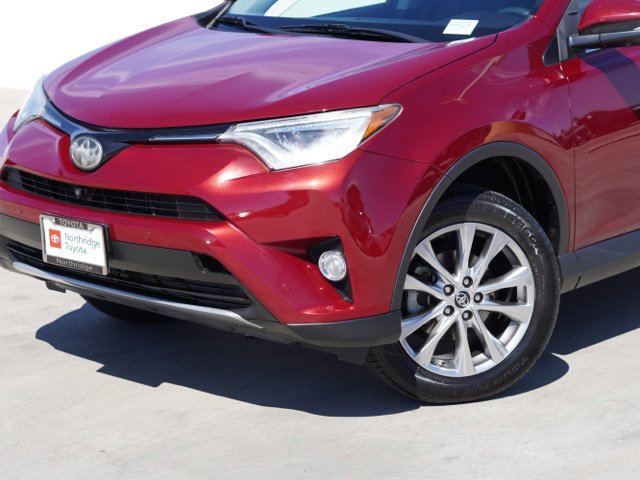 Used 2018 Toyota RAV4 Limited w/ Advanced Technology Package FWD image 4