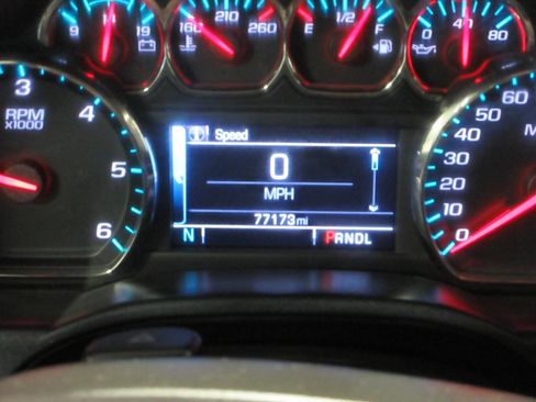 Used 2018 GMC Sierra 1500 SLT w/ SLT Premium Package image 34