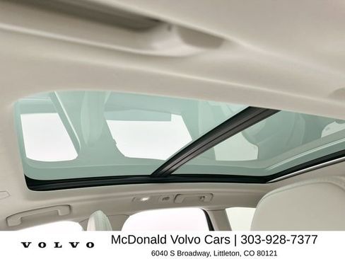Used 2023 Volvo XC60 B6 Ultimate w/ Protection Package Premier AWD/4WD image 22