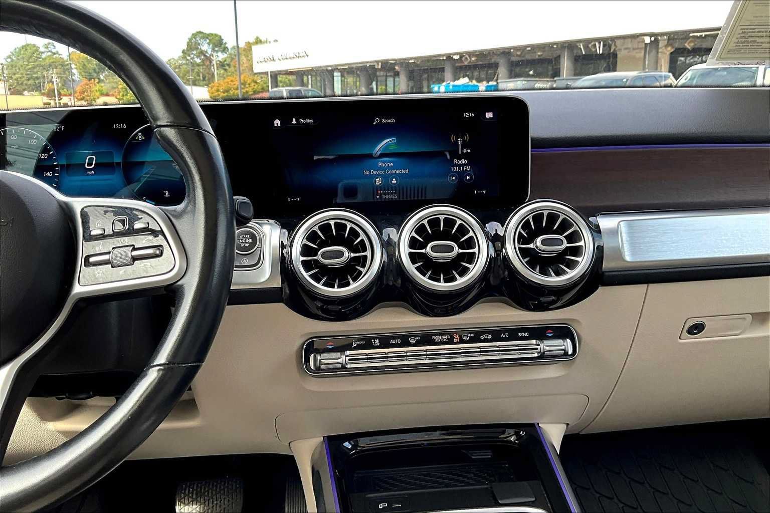 Used 2021 Mercedes-Benz GLB 250 4MATIC image 7