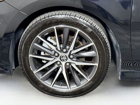 Used 2023 Toyota Camry XLE w/ Navigation Package image 34