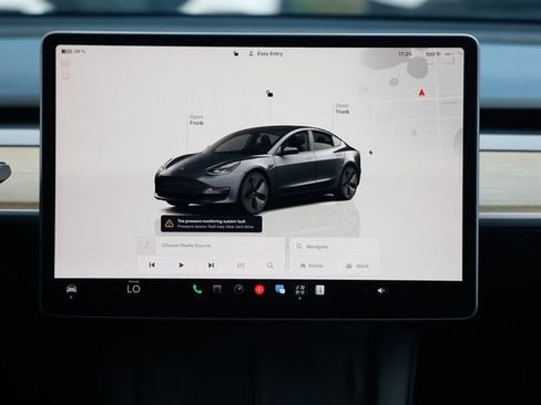 Used 2023 Tesla Model 3 Standard Range RWD image 30