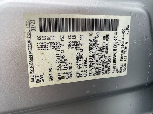 Used 2023 Nissan Rogue SV image 32