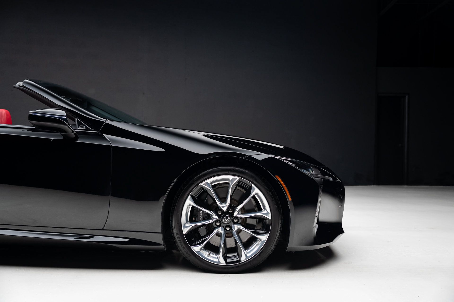 Used 2021 Lexus LC 500 Convertible w/ Touring Package RWD image 39