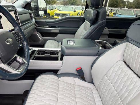 Used 2024 Ford F350 Limited w/ FX4 Off-Road Package image 9