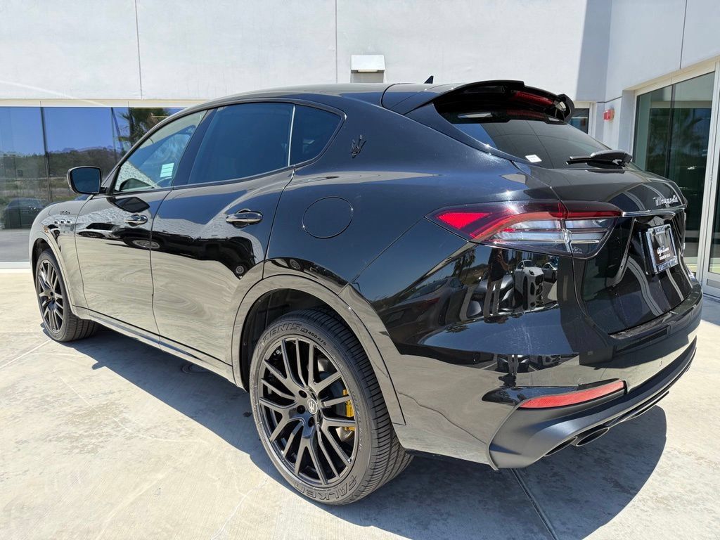 Certified 2023 Maserati Levante Modena AWD/4WD image 8