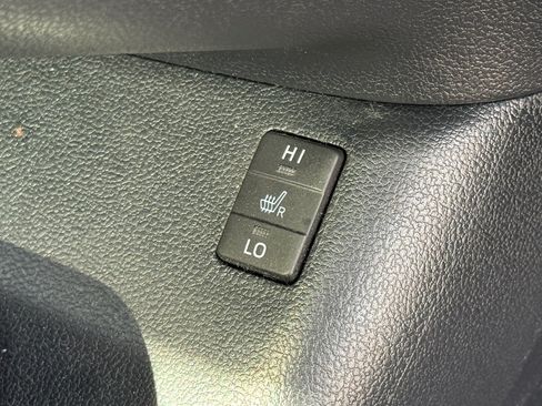 Used 2017 Toyota Prius Prime Plus w/ Preferred Accessory Package FWD image 16