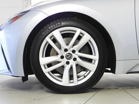 Used 2023 Lexus IS 300 w/ Comfort Package RWD image 5