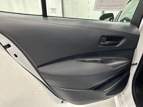 Used 2026 Toyota Corolla LE FWD image 40