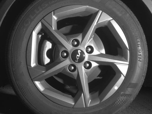 Used 2025 Kia K4 FWD image 12