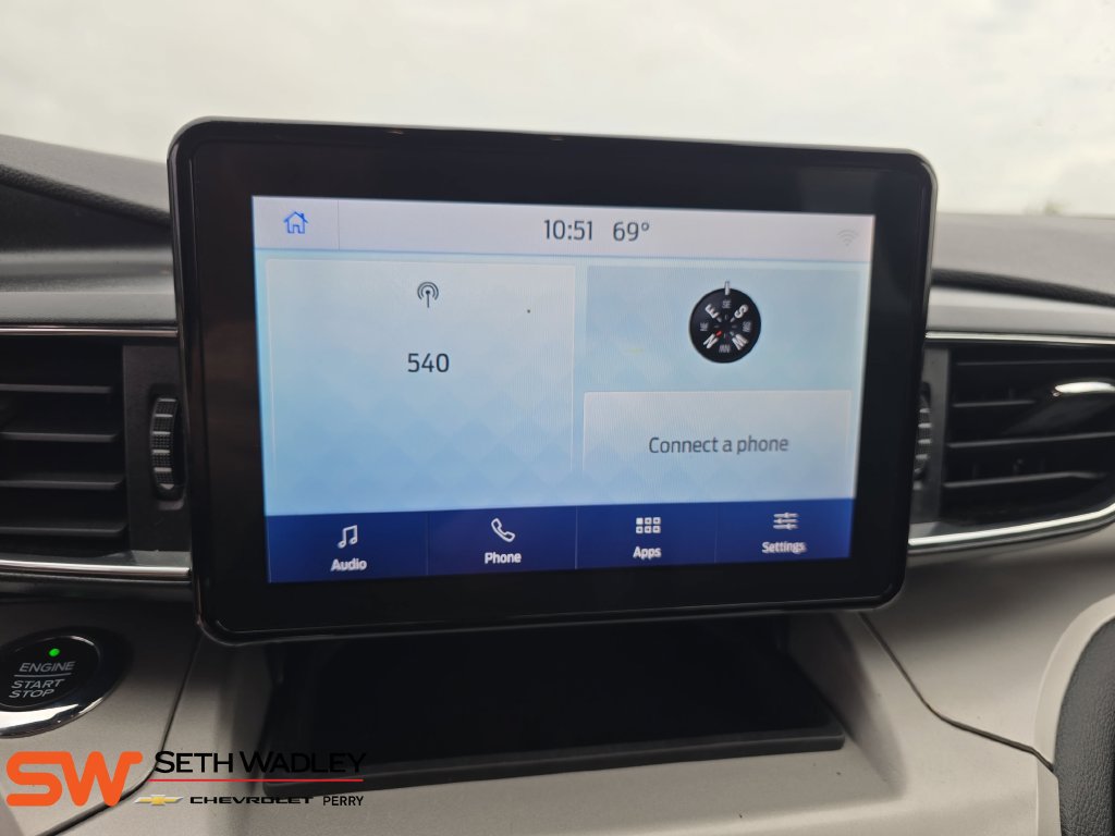 Used 2021 Ford Explorer XLT w/ Equipment Group 202A AWD/4WD image 23