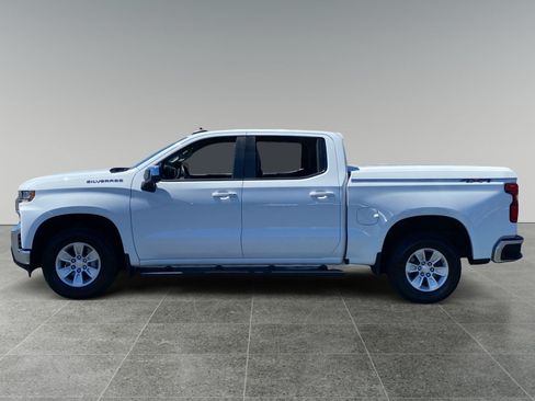 Used 2022 Chevrolet Silverado 1500 LT w/ Bed Protection Package AWD/4WD image 2