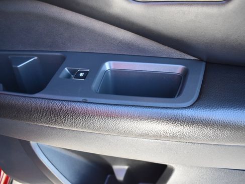 Used 2022 Nissan Pathfinder Platinum w/ Cargo Package image 10