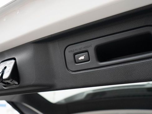 New 2025 Honda Pilot EX-L image 12